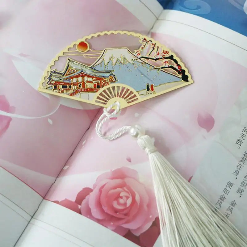 Elegant Chinese Style Metal Folding Fan Bookmark