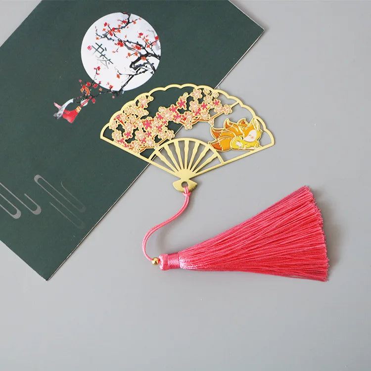 Elegant Chinese Style Metal Folding Fan Bookmark