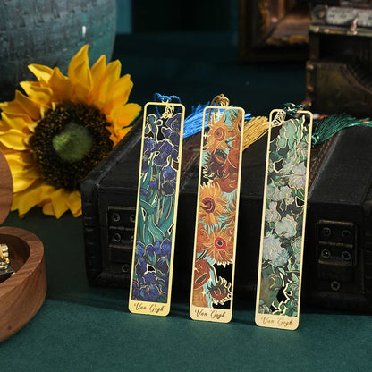 retro-floral-painting-metal-bookmark-vintage-hollow